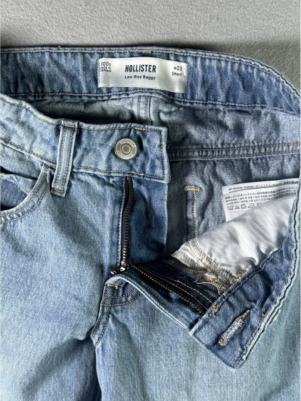 Hollister Low-Rise Baggy Cargo Jeans  Size 000S W23 Short - Picture 7 of 9